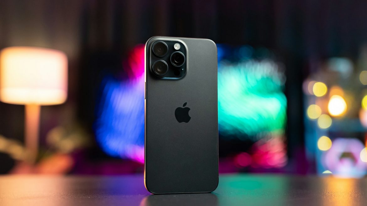 iPhone 15 Pro Max Charging Test Reveals Surprising Truth About Charging Speeds